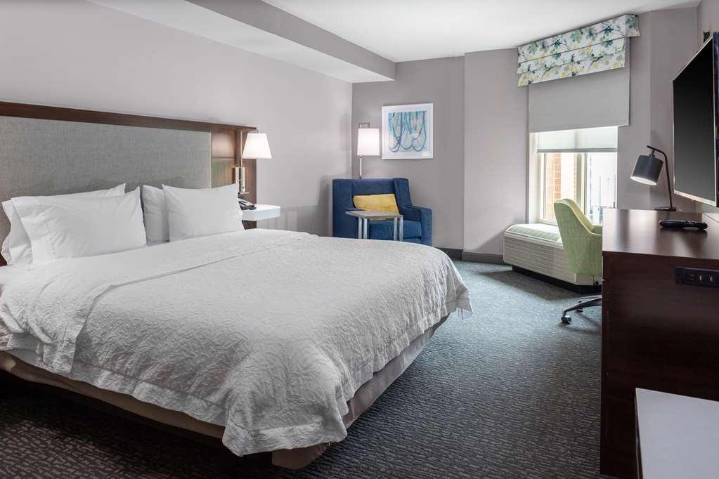 Hampton Inn & Suites Arlington Crystal City Dca Chambre photo